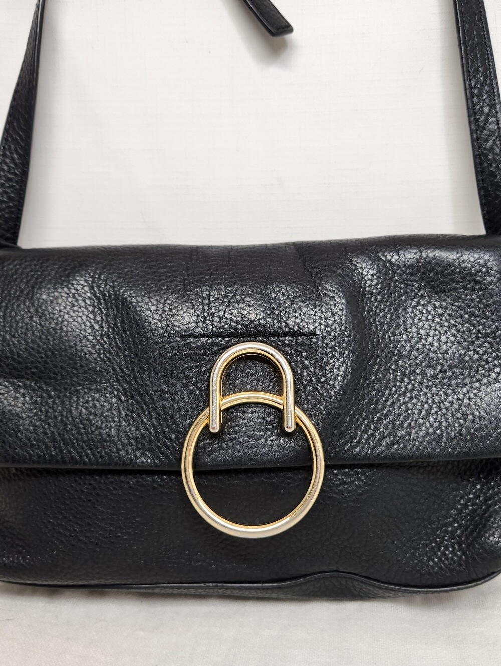 Vince Camuto Womens Black Leather Crossbody Purse - Picture 2 of 11